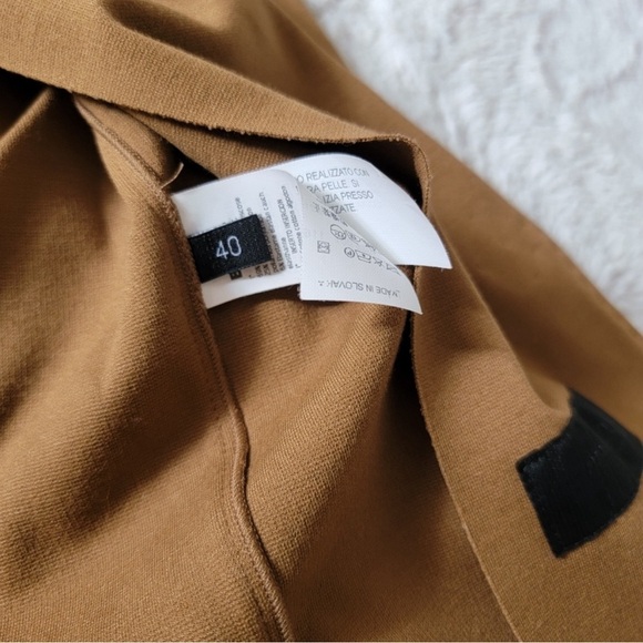 Les Copains Blazer in Cafe Brown with Hidden Single Button & Two Pockets - Picture 9 of 10